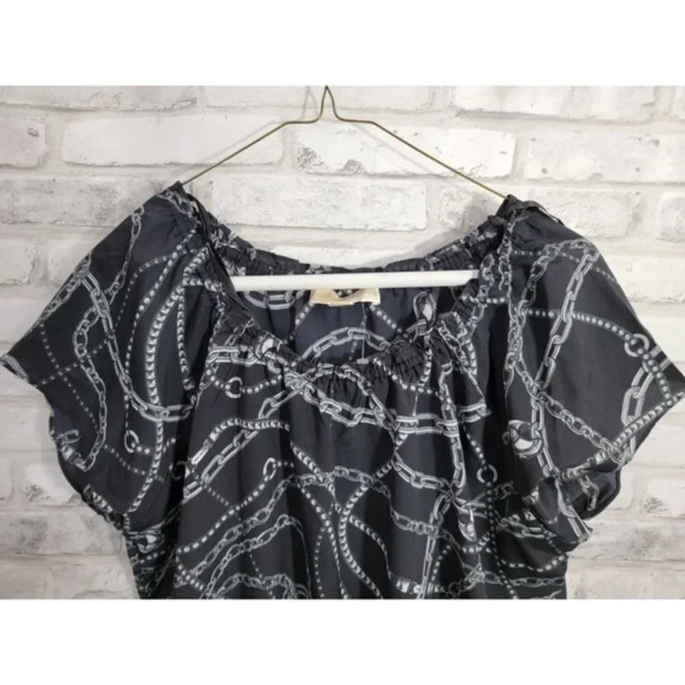 MICHAEL KORS Women’s Short Sleeve Cap Sleeve Black SIlver Faux Jewelry‎ Look Med
